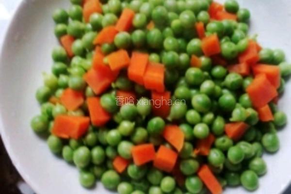豌豆炒肉丁的做法图解5