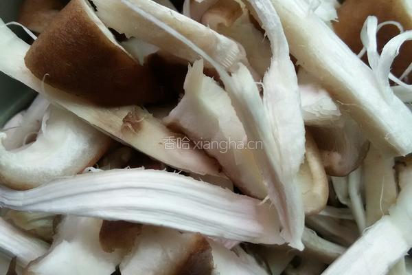 蚝油香菇炒肉的做法图解2