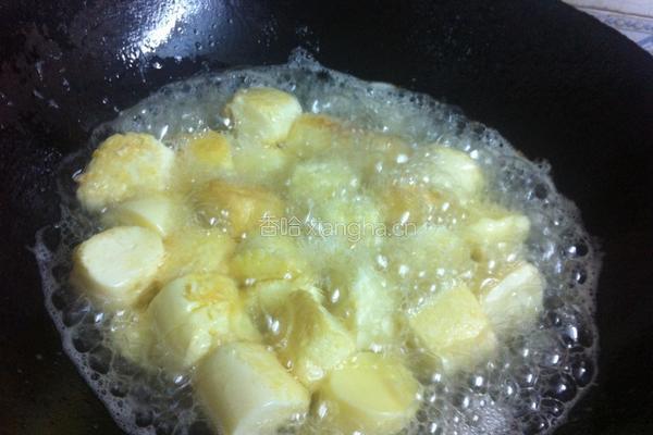 香菇肉片闷日本豆腐的做法图解6