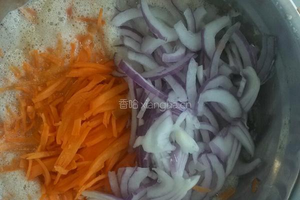 蔬菜豆渣饼。的做法图解2