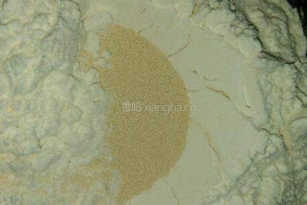 全麦亚麻籽吐司面包的做法图解1