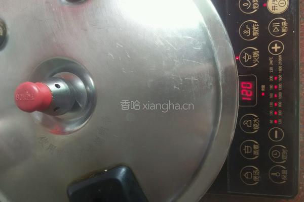 玉米马蹄骨头汤的做法图解8