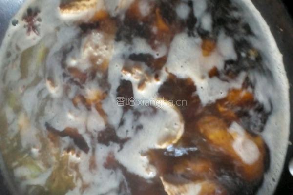 家庭排骨玉米的做法图解3