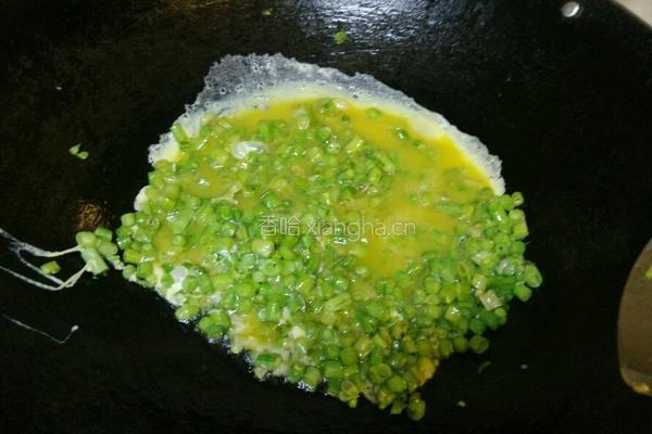 鸡蛋炒豆角的做法图解4