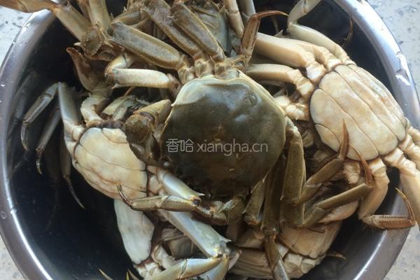 香辣螃蟹的做法图解1