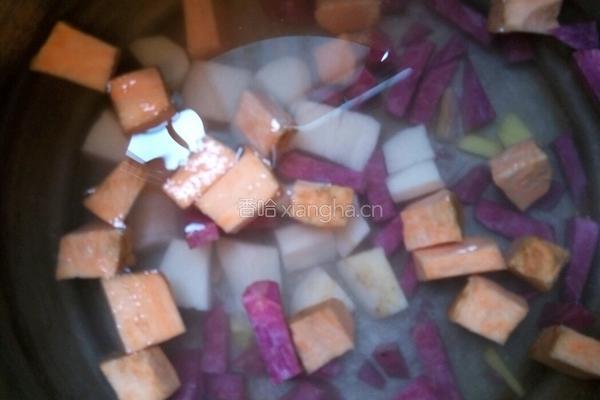 黄心红心薯淮山糖水的做法图解3