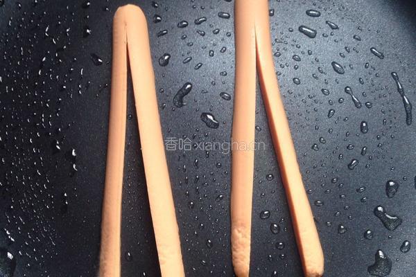 爱心火腿煎蛋的做法图解3