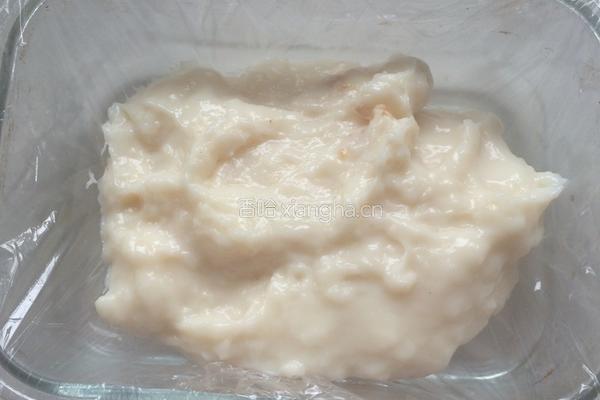 脆皮炸鲜奶的做法图解2