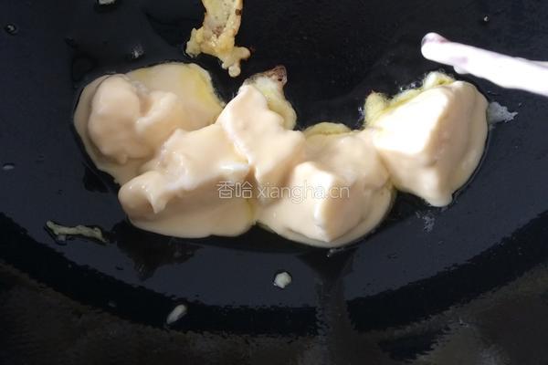 脆皮炸鲜奶的做法图解4