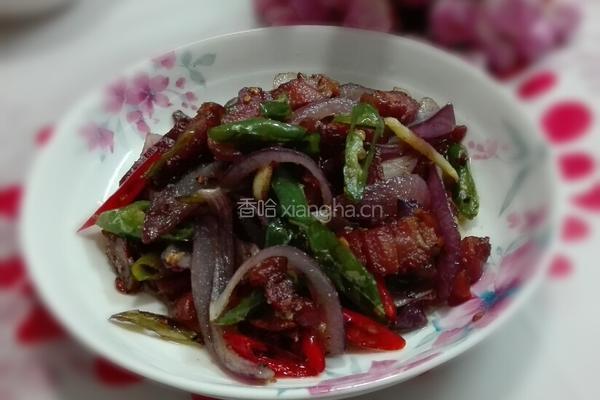 爆炒腊肉