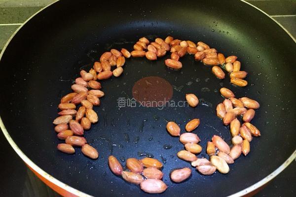 花生米拌菠菜的做法图解3