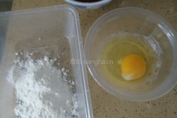 酥炸鲈鱼条的做法图解3