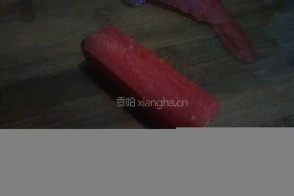 白汁烩三鲜的做法图解1
