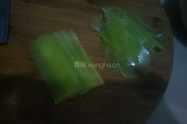 白汁烩三鲜的做法图解3