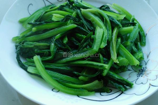 豆豉鲮鱼油麦菜的做法图解2