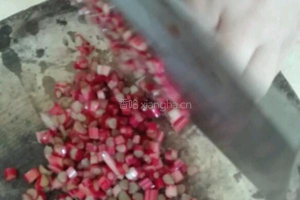 爆炒萝卜杆的做法图解3