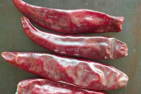 爆炒萝卜杆的做法图解7