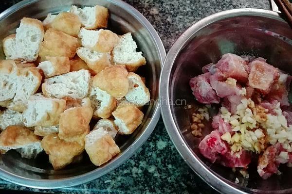 排骨蒸豆腐的做法图解3