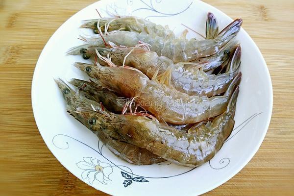 油焖大虾的做法图解1