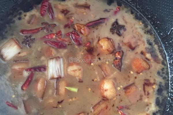 香辣红烧肉炖土豆的做法图解4