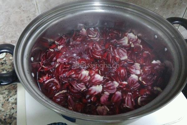 洛神花果酱的做法图解2