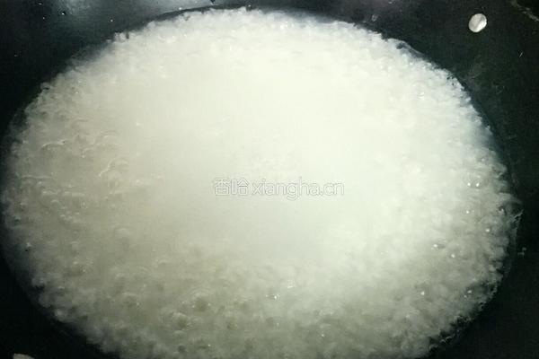 香菇瘦肉粥的做法图解3