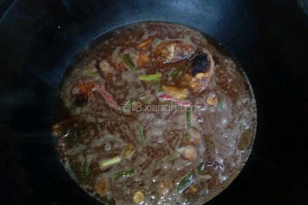 大铁锅贴饽饽熬鱼?的做法图解6