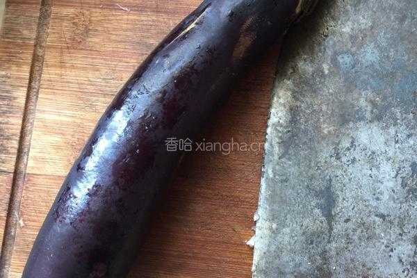 肉末茄条的做法图解1