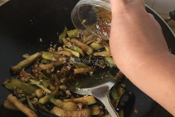 肉末茄条的做法图解12