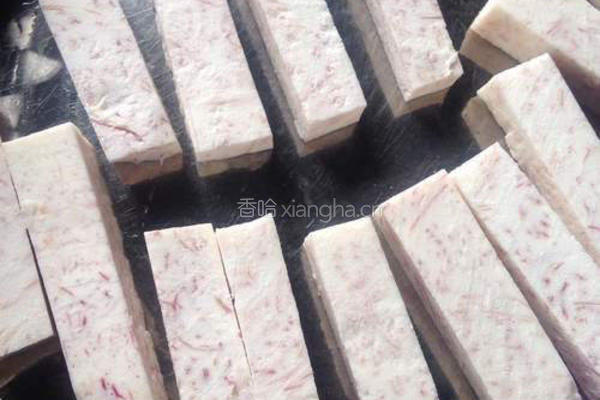 蜜汁百香果芋条的做法图解1