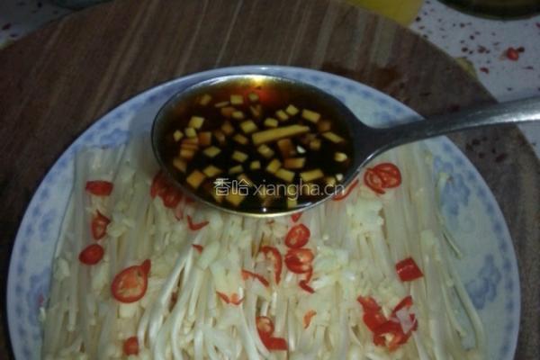 蒜香金针菇的做法图解7