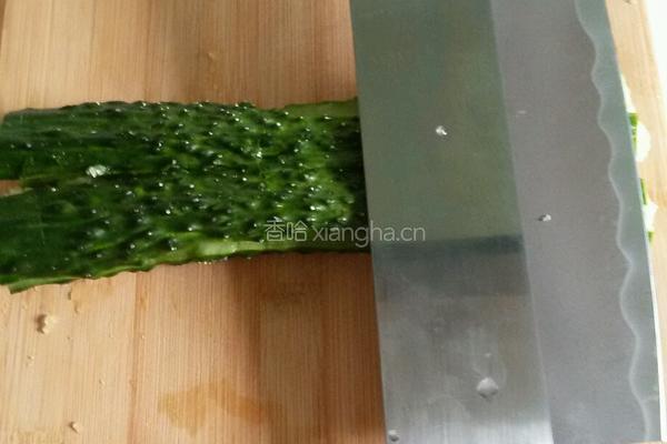 拍黄瓜(话梅味)的做法图解3