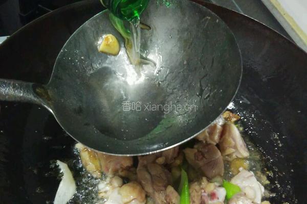 土豆烧鸡块的做法图解8