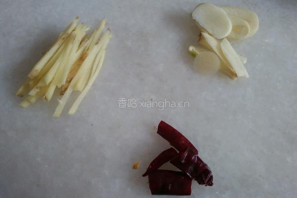 酸辣手撕包菜的做法图解3