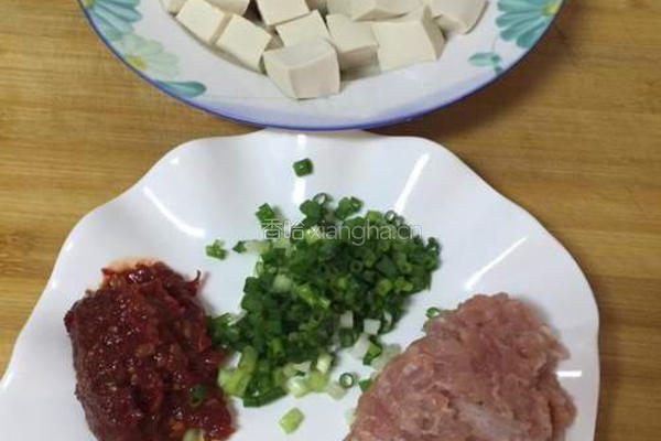 麻婆豆腐的做法图解2
