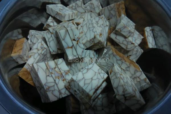 洋葱炒豆干的做法图解2