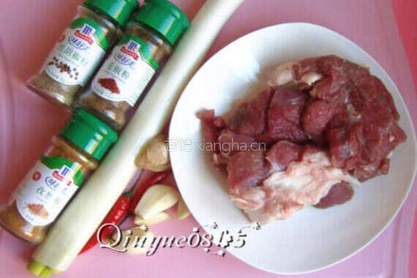葱爆羊肉的做法图解1