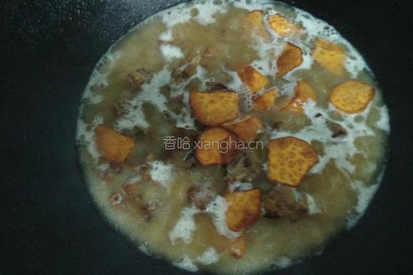 红薯焖排骨的做法图解9