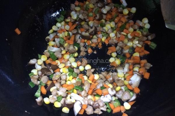 什锦蛋炒饭的做法图解5