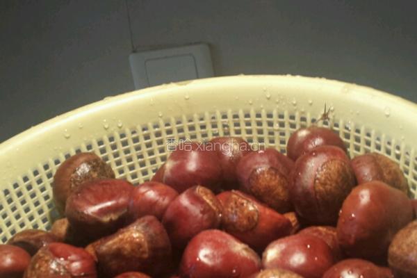 高压锅糖炒栗子的做法图解1
