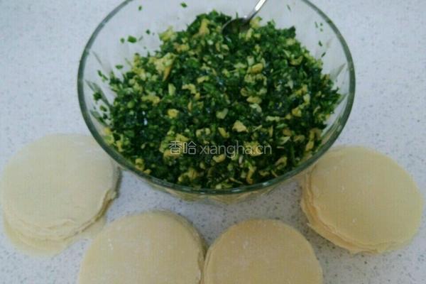 韭菜鸡蛋饺子的做法图解5