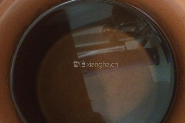 黑米粥的做法图解1