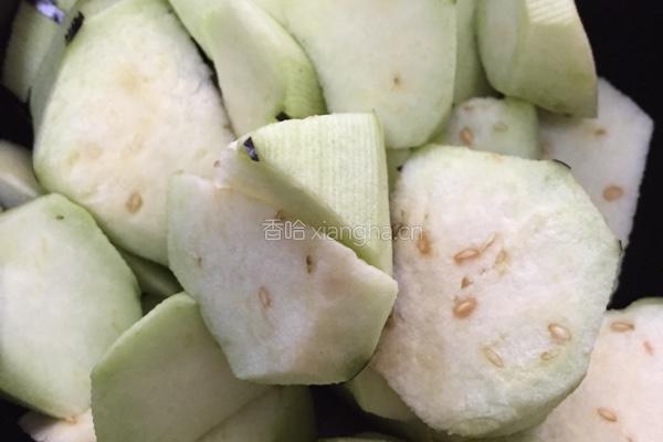 大快朵颐咖喱牛肉的做法图解1