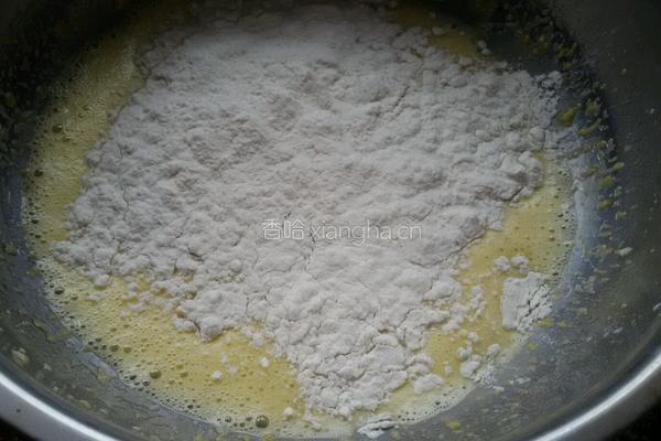杂果水晶慕斯蛋糕的做法图解3