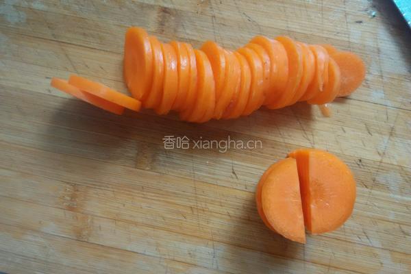 清炒胡萝卜的做法图解1