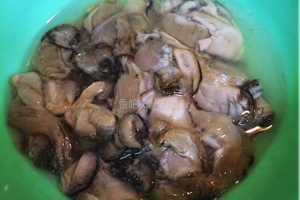 黄油小炒牡蛎杏鲍菇的做法图解1