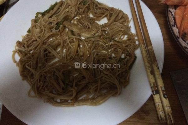 金针铺路油焖虾。的做法图解4