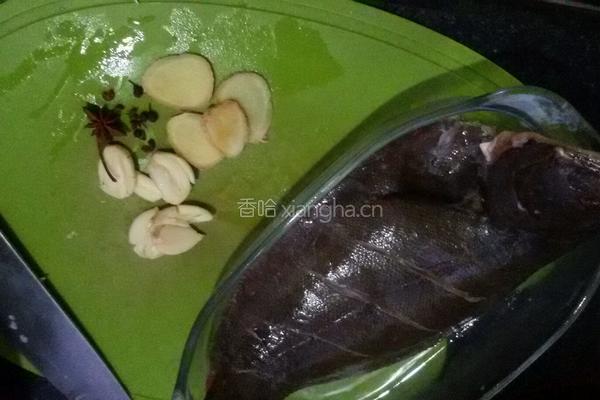 家焖牙片鱼的做法图解1