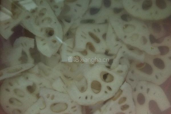 炒藕的做法图解1