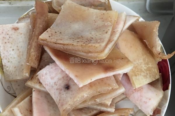 何首乌、黑豆炖猪脚的做法图解5
